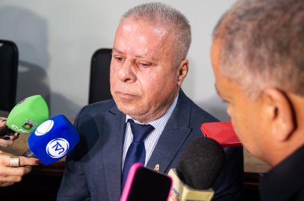 O vereador Chico 2000, que deixou sess�o que elegeu Paula Calil como presidente da C�mara