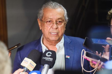 O senador Jayme Campos defendeu que haja maior transpar�ncia nas emendas