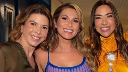 Melhores do Ano: Livia Andrade entre Daniela Beyruti e Patrcia Abravanel, filhas de Silvio Santos