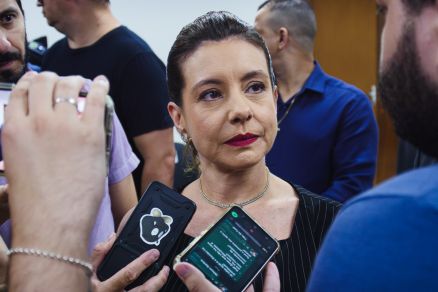 A prefeita de Vrzea Grande, Flvia Moretti, que destacou problemas deixado pela antiga gesto