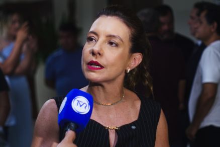 Flavia Moretti tem a concess�o do DAE como promessa de campanha