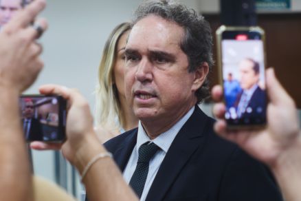 O vice-prefeito eleito de Vrzea Grande, Tio da Zaeli (PL), durante solenidade de diplomao