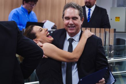 A prefeita Fl�via Moretti e o vice Ti�o da Zaeli: expectativa de reconcilia��o