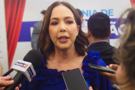 A vereadora Maysa Les�o, que saiu em defesa da colega, Samantha �ris