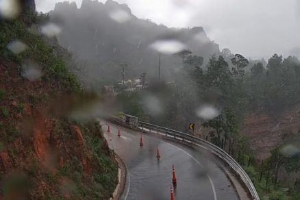 Trecho do Porto do Inferno, na MT-251, foi interrompido s 13h50
