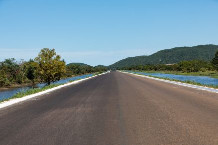 Asfaltamento de 112 km na MT-326, ligando Cocalinho a Nova Nazar, recebeu investimento de R$ 177,8 milhes 