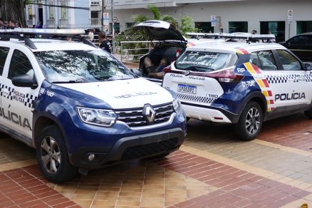 A viatura, segundo a Polcia Militar, fica estacionada de forma fixa na Praa Alencastro