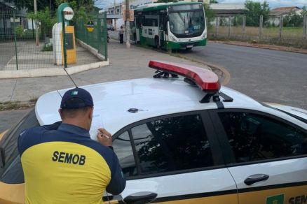 Os �nibus utilizados n�o podem ultrapassar dez anos de fabrica��o