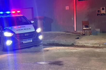 Jovem foi assassinado em frente a resid�ncia  