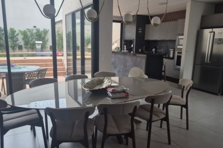 Mveis de luxo adquiridos pelo golpista na loja