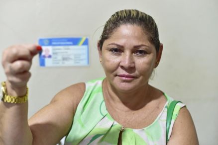 Pescadora Sebastiana de Souza foi a primeira a realizar o cadastro no Repesca
