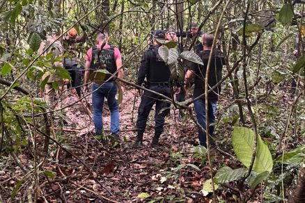 O cemit�rio clandestino localizado na semana passada em Lucas do Rio Verde