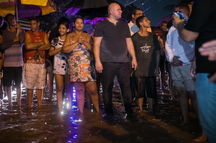 Prefeito Abilio Brunini (PL) em bairros visita Cuiab 