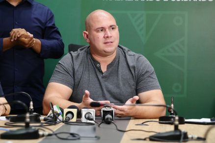 O prefeito de Cuiab� Abilio Brunini, que anunciou medidas nesta segunda-feira