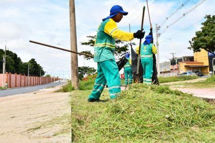 As equipes especializadas recolheram 1.500 toneladas de lixo descartado irregularmente