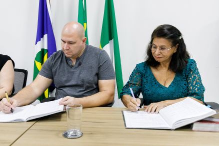 Abilio e a secretria de Educao da Capital, Evanilda Solange Dias