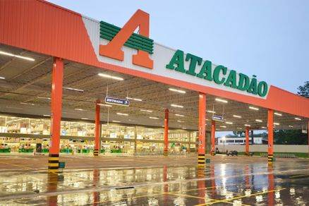 Imagem ilustrativa da fachada do Supermercado Atacado; duas funcionrias foram presas 