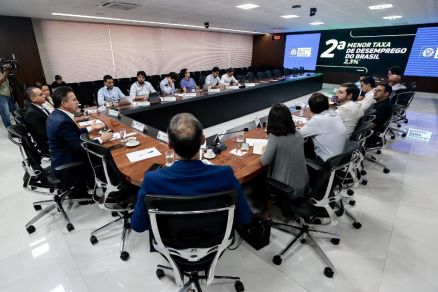 O governador Mauro Mendes, durante agenda com os investidores