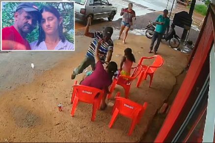 Momento em que Emival Barbosa (detalhe) parte para cima de Regiane Alves da Silva