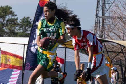 Lance do jogo entre o time brasileiro e os representantes do Japo