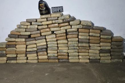 Cerca de 736 quilos de drogas foram apreendidas pelo Bope