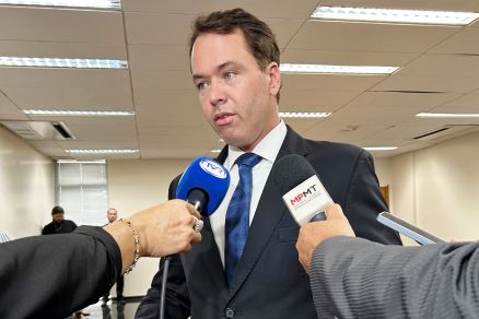O procurador-geral de Justia Rodrigo Fonseca Costa, que assina a portaria
