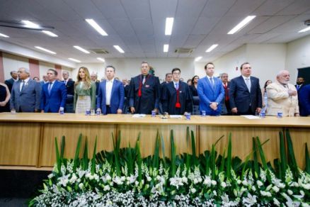 O conselheiro-presidente parabenizou a atua��o de Deosdete Cruz J�nior e deu boas-vindas a Rodrigo Costa Fonseca