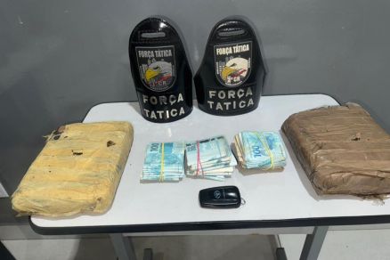 Com o suspeito, foram encontrados maconha e dinheiro