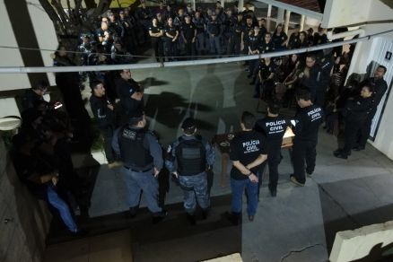 Policiais militares e civis durante Operao conjunta 
