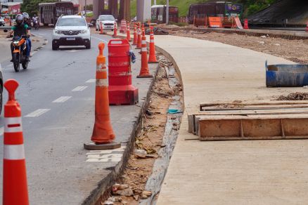 Obras do BRT em andamento na Avenida do CPA, em Cuiab