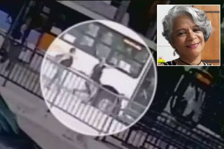 Imagem mostra momento em que Zenaide Caldas (em detalhe) se desequilibra 