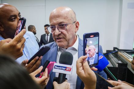 O vice-governador Otaviano Pivetta, que participou de evento com prefeitos nesta tera