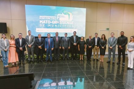 O pacto foi assinado por representantes de institui��es que comp�em o Gabinete de Articula��o para a Efetividade da Pol�tica da Educa��o no Estado (Gaepe-MT)