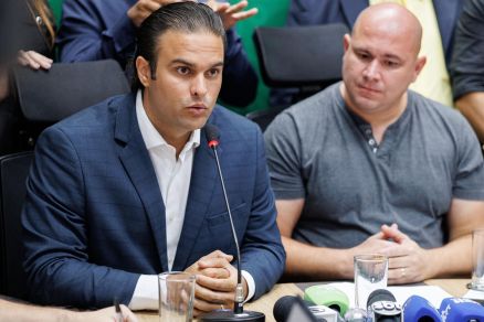 O secretrio Municipal de Assuntos Estratgicos, Murilo Bianchini, e o prefeito de Cuiab, Abilio Brunini