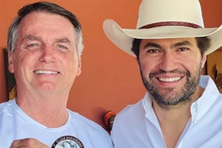 O ex-presidente Jair Bolsonaro e Thiago Boava: encontro na Papudinha