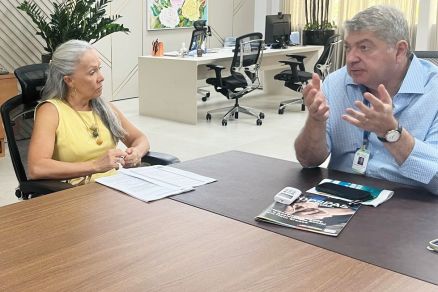 Reunio da secretaria Lcia Helena com o conselheiro Guilherme Maluf