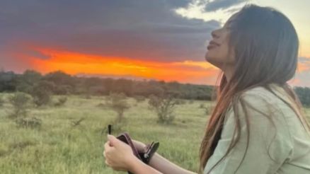 Lexa em viagem pela frica aps perda da filha 