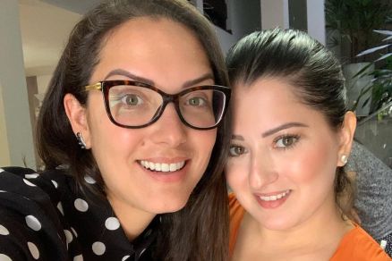 A deputada estadual Janaina Riva e a irm�, J�ssica Riva 