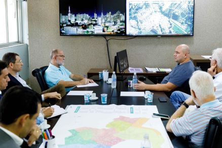 Reunio entre prefeito Abilio Brunini e Ministrio Pblico 