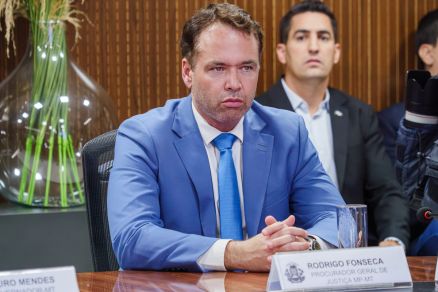 O procurador-geral de Justia Rodrigo Fonseca, que assina a portaria