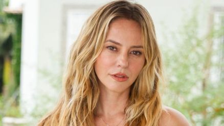 Intrprete de Heleninha Roitman na novela 'Vale Tudo', Paolla Oliveira reforou a carinho pela escola 