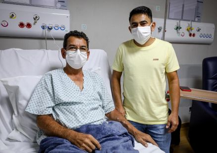 Altair de Lima, de 55 anos, ser� um dos beneficiados e receber� a doa��o do rim de seu irm�o