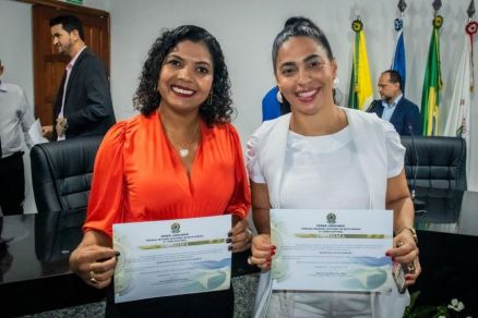  As vereadores Cl�o Camargo e Rose Alves, autoras do projeto de lei