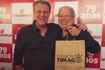 O ministro Carlos Fvaro, que deu presente ao ex-ministro Jos Dirceu