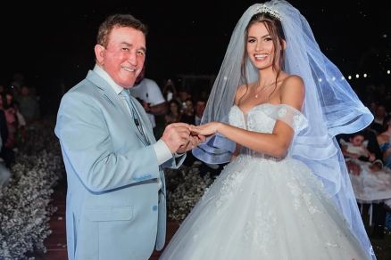 O cantor Amado Batista e a ex-Miss Mato Grosso, Calita Franciele