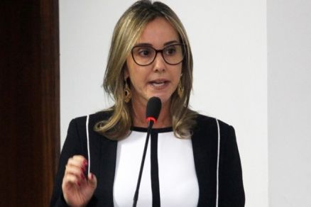 A juiza Sinii Saboia que negou liminar para publicitrio