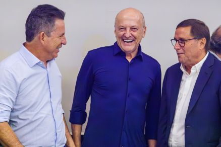 O presidente da federa��o Mauro Carvalho J�nior (� direita) destaca o avan�o social da gest�o Mauro Mendes e Otaviano Pivetta