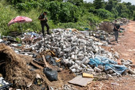 Descarte irregular de amostras de concreto em Cuiab