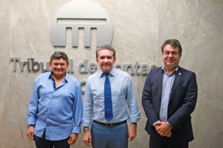 Presidente do TCE-MT, conselheiro S�rgio Ricardo, recepciona representantes do TCE-RO