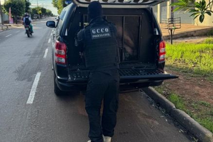 Integrante de faco criminosa foi detido em flagrante com drogas durante cumprimento de mandado de busca e apreenso
